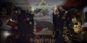 100部床上戏av,揭秘100部经典床上戏AV的激情瞬间