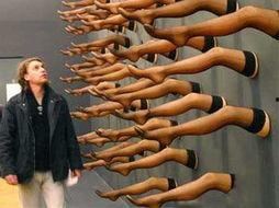 卖丝袜搞笑图片,搞笑图片带你领略丝袜魅力